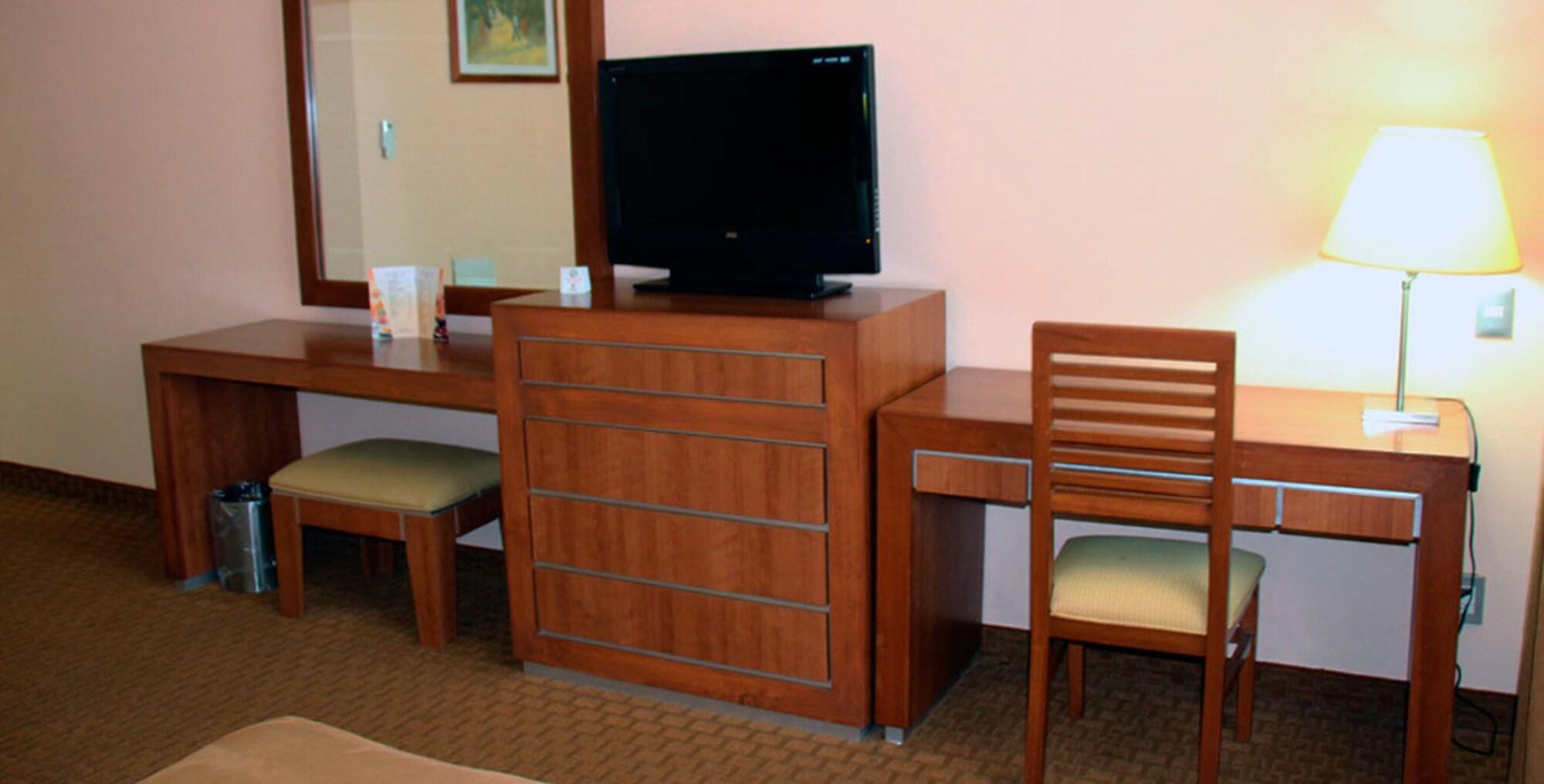 Hotel Soleil Business Class Celaya ภายนอก รูปภาพ