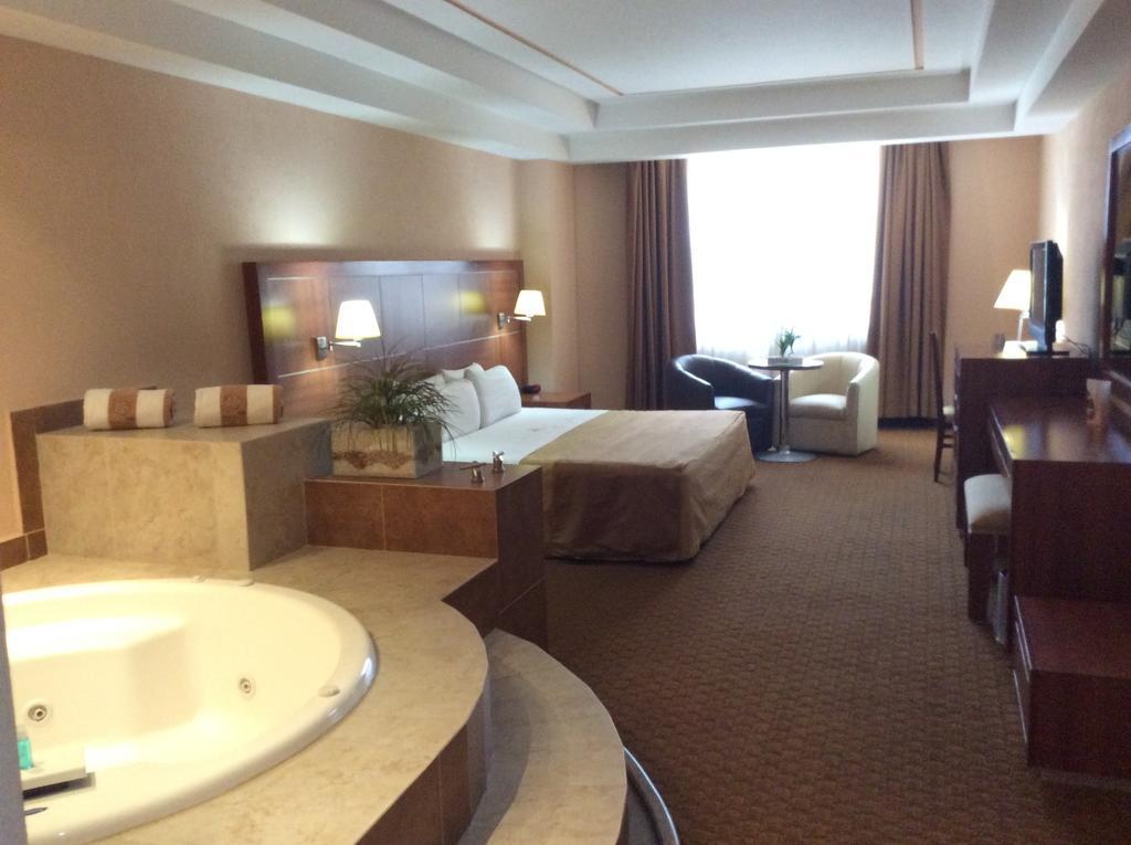 Hotel Soleil Business Class Celaya ห้อง รูปภาพ