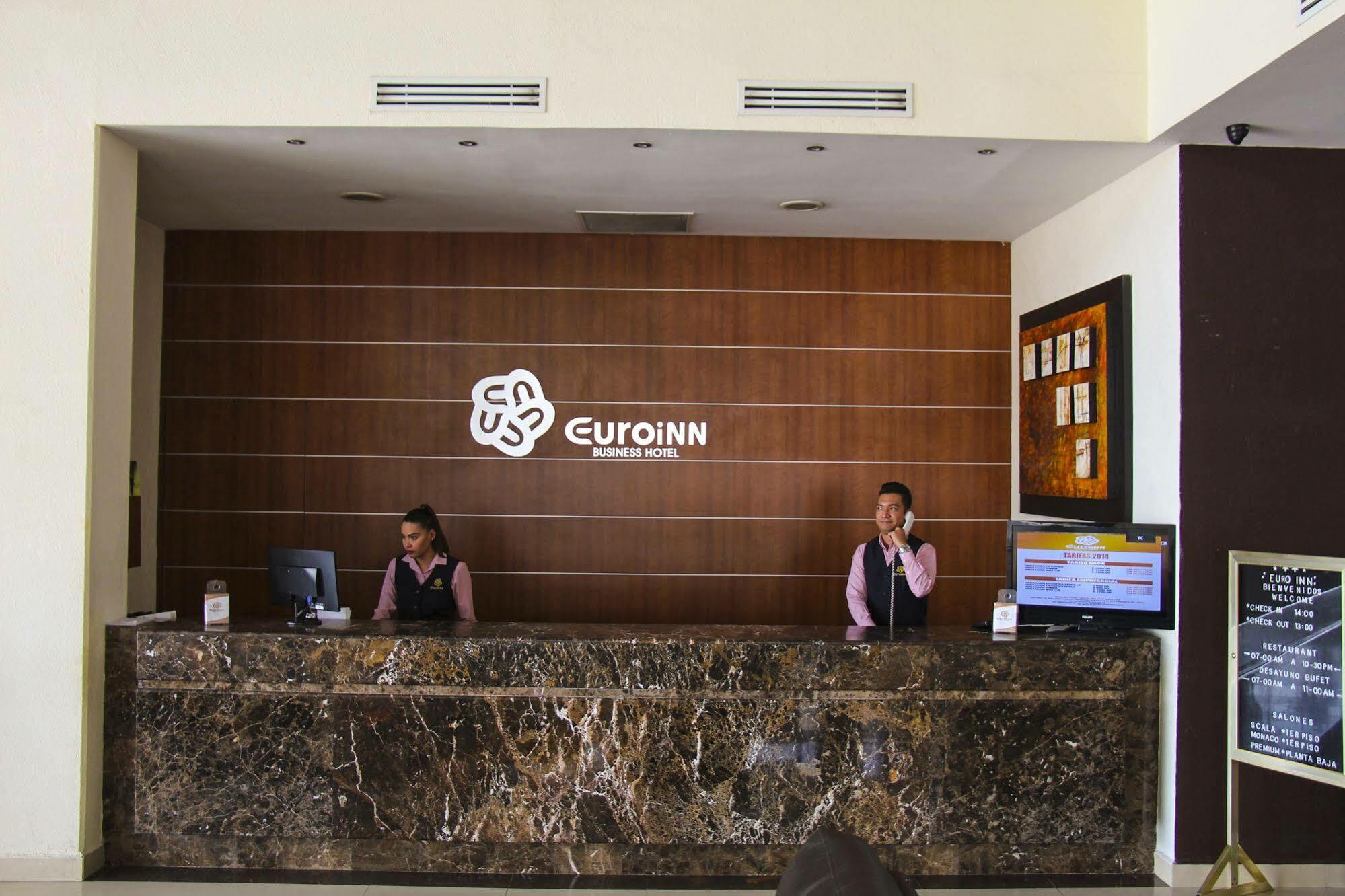 Hotel Soleil Business Class Celaya ภายนอก รูปภาพ