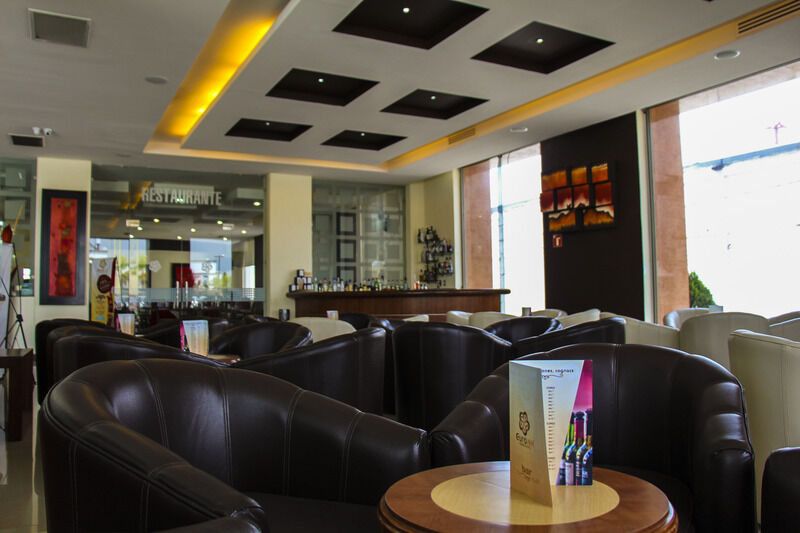 Hotel Soleil Business Class Celaya ภายนอก รูปภาพ